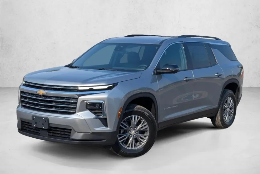 2026 Chevrolet Traverse photo 1