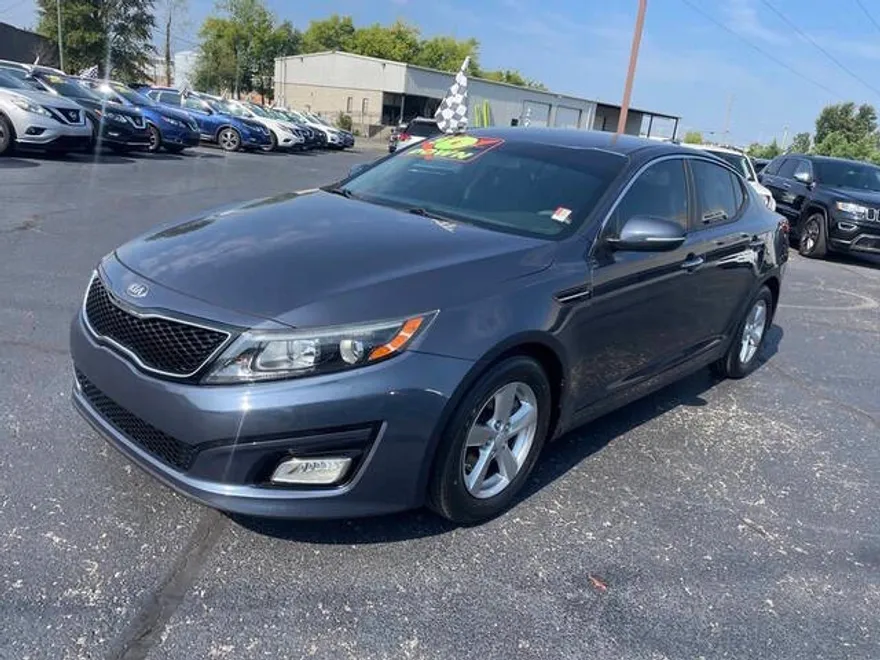 2015 Kia Optima LX photo 1