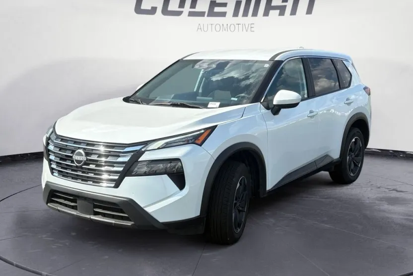 2024 Nissan Rogue SV photo 1