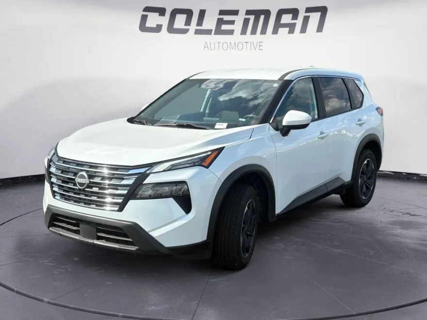 2024 Nissan Rogue SV photo 1