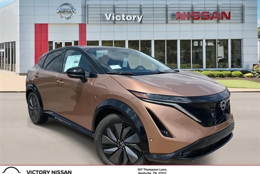 2025 Nissan ARIYA Platinum photo 1