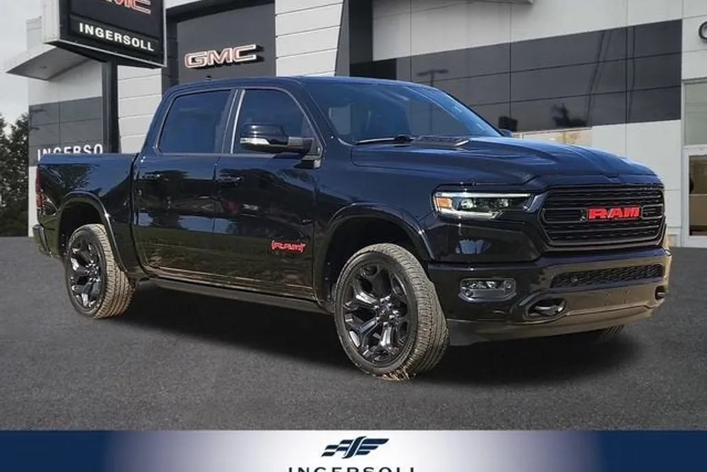 2022 Ram 1500 Limited photo 1