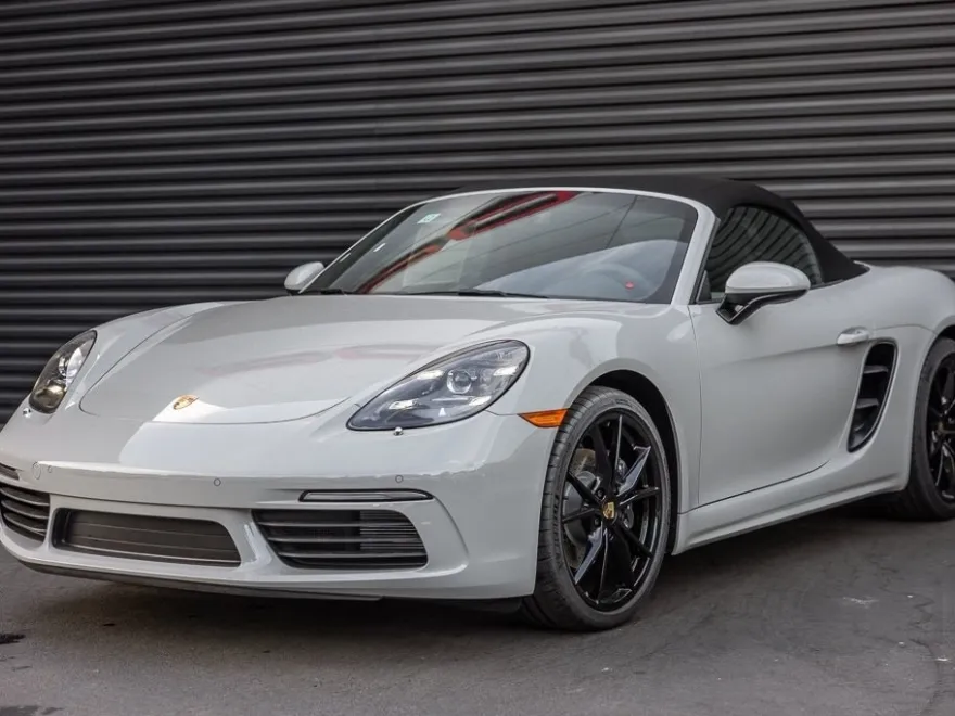 2025 Porsche Boxster photo 1