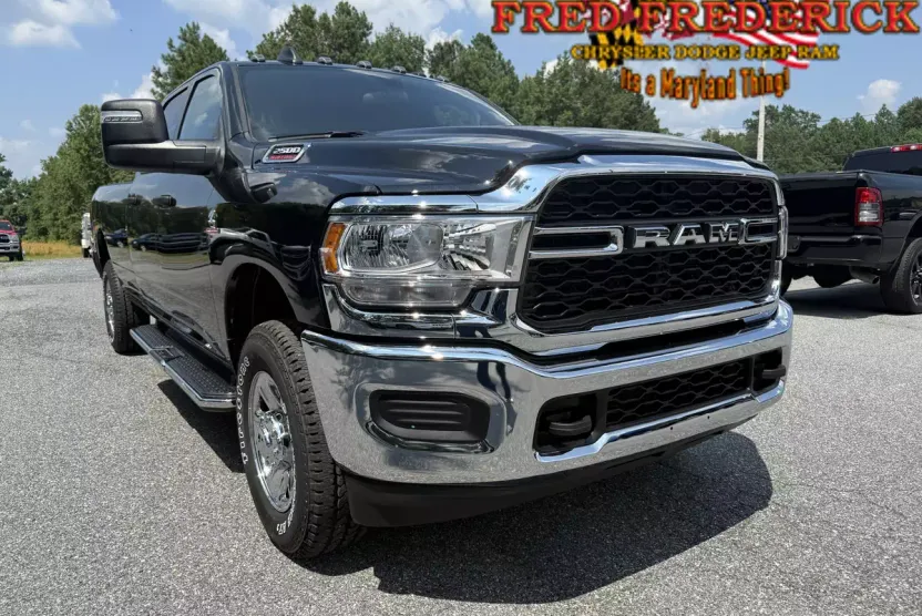 2024 Ram 2500 Tradesman photo 1