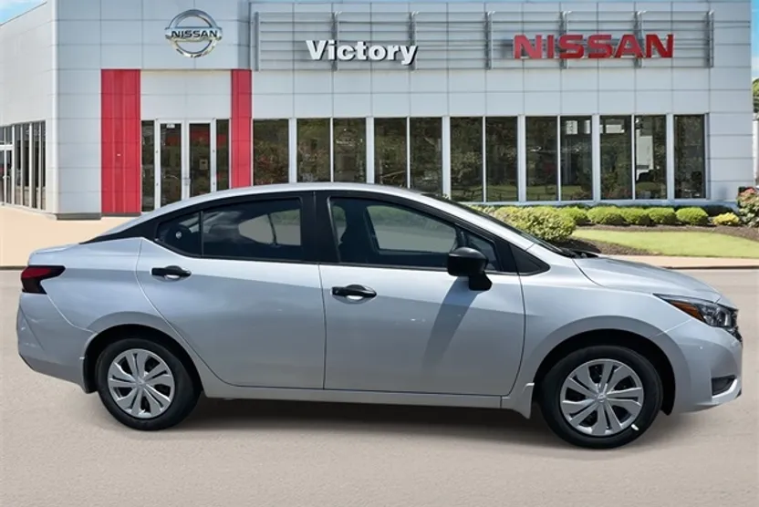 2025 Nissan Versa S photo 1