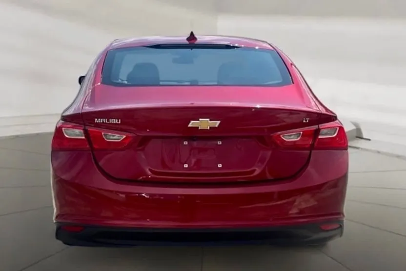2024 Chevrolet Malibu 1LT photo 1