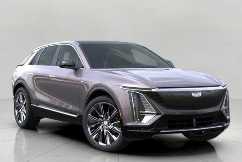 2025 Cadillac Lyriq Luxury photo 1
