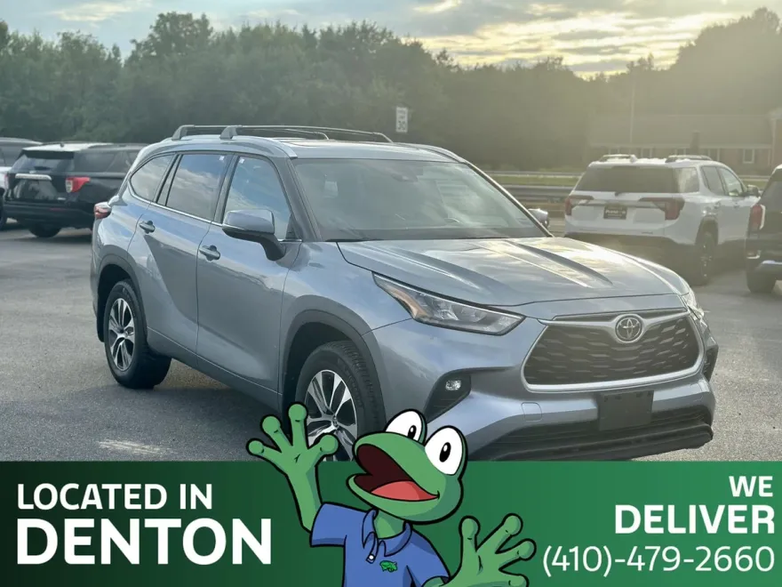 2020 Toyota Highlander XLE photo 1