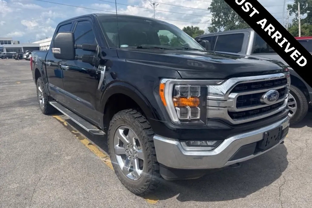 2022 Ford F-150 XL photo 1