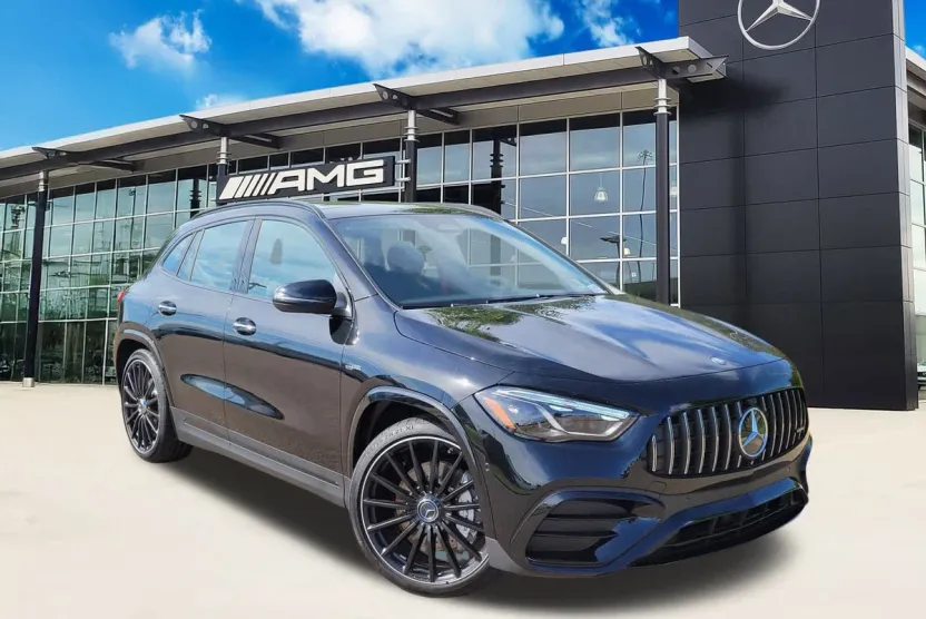 2025 Mercedes Benz GLA AMG 35 photo 1
