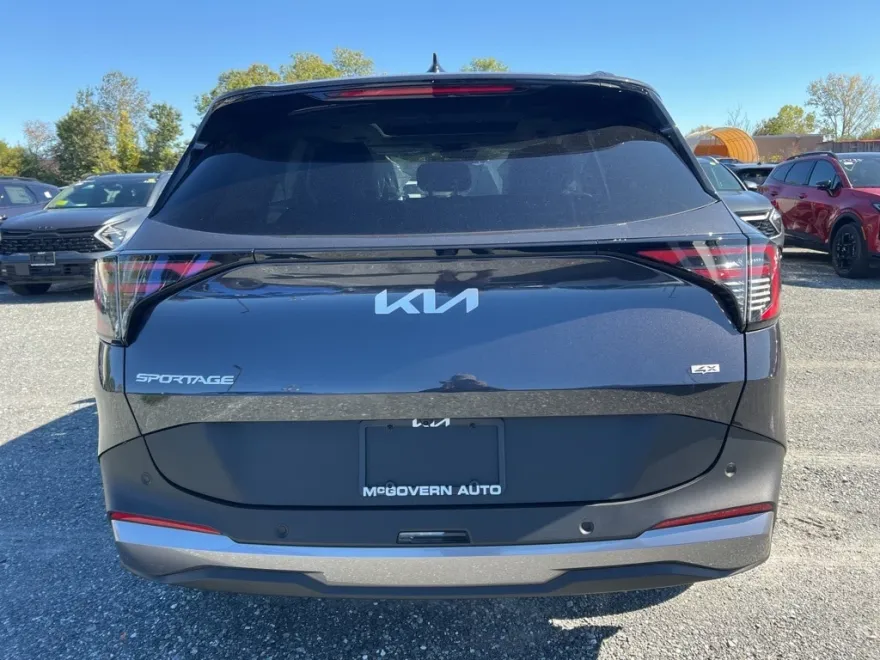 2026 Kia Sportage EX photo 1