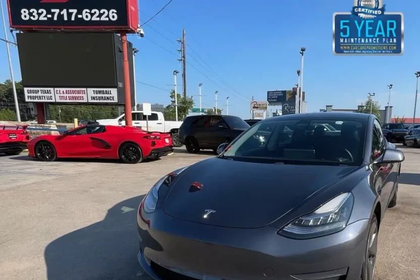 2021 Tesla Model 3 Standard Range Plus photo 1
