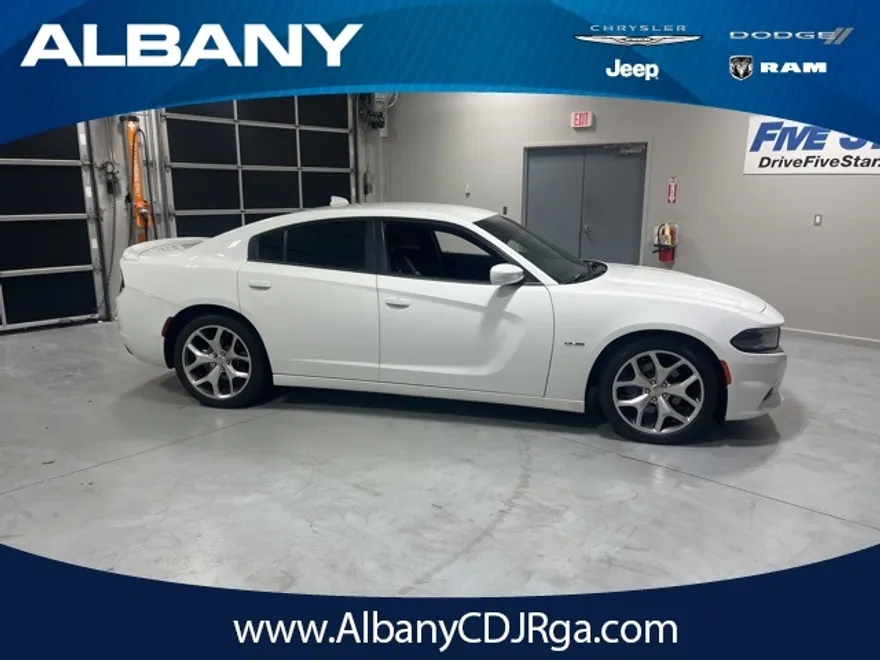 2015 Dodge Charger R/T photo 1