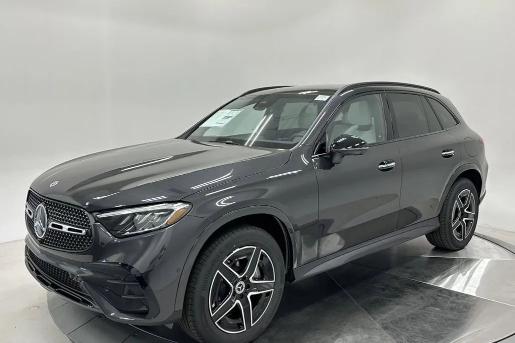 2026 Mercedes Benz GLC 350e 4MATIC photo 1