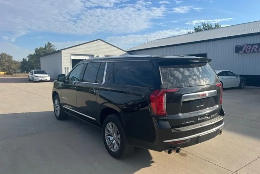 2024 Gmc Yukon XL Denali photo 1