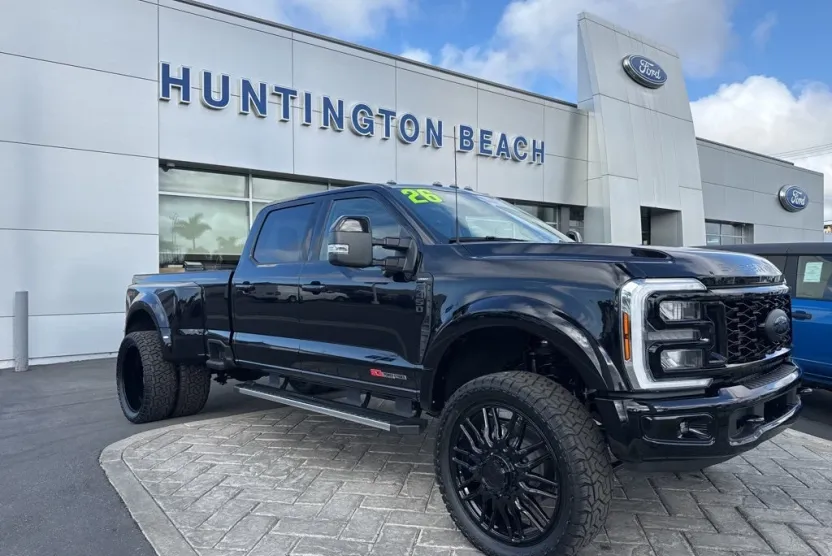 2026 Ford F-450 photo 1