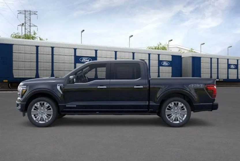 2025 Ford F-150 Platinum photo 1