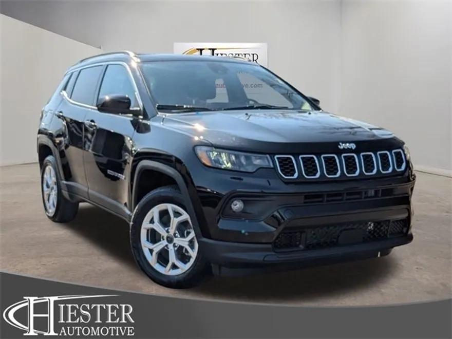 2025 Jeep Compass Latitude photo 1