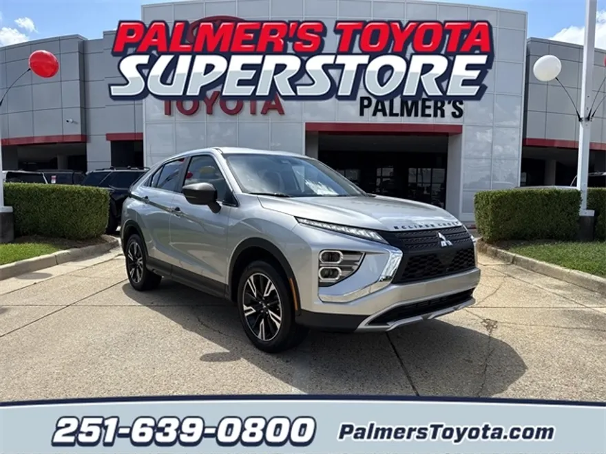 2024 Mitsubishi Eclipse Cross SE photo 1