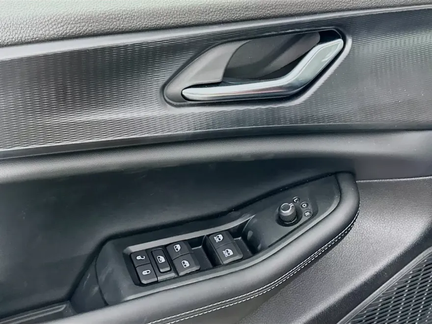 2025 Jeep Grand Cherokee Altitude X photo 27
