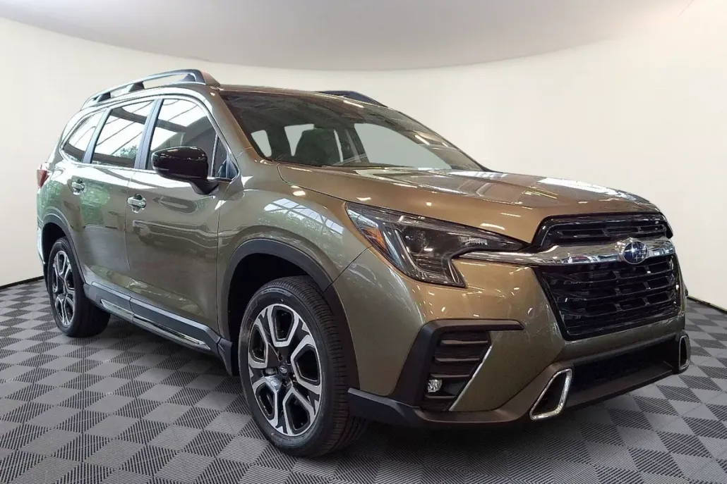 2025 Subaru Ascent Touring photo 1