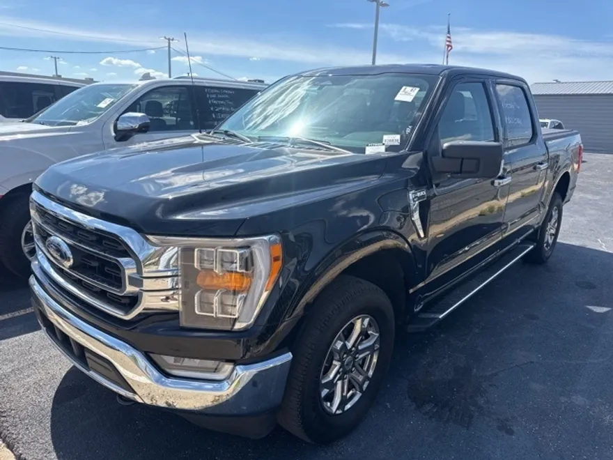 2023 Ford F-150 XLT photo 1
