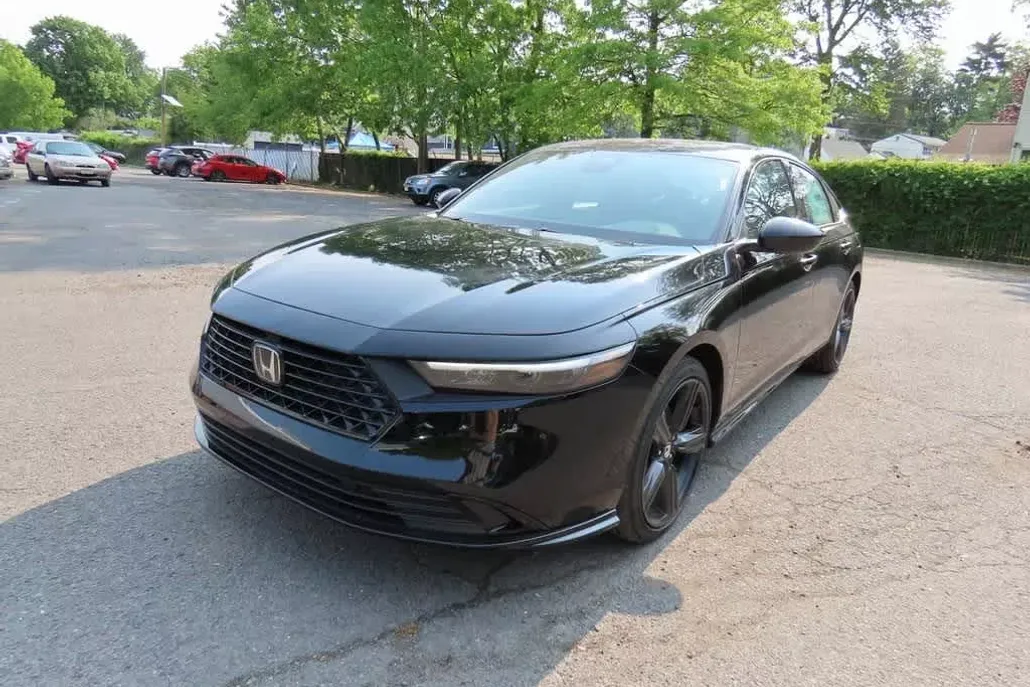 2025 Honda Accord Hybrid Sport-L photo 1