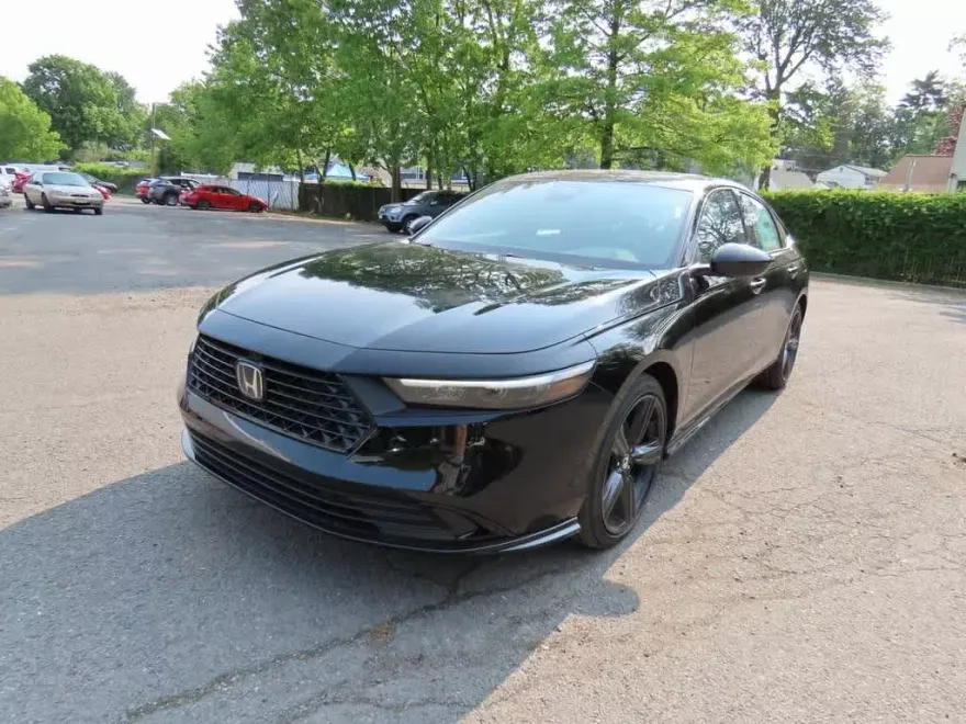 2025 Honda Accord Hybrid Sport-L photo 1
