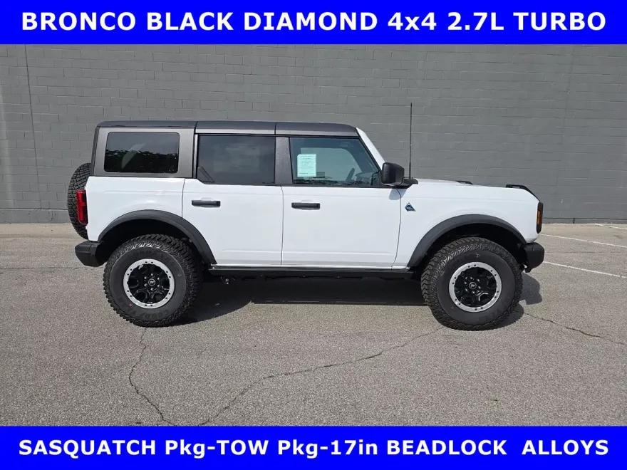 2024 Ford Bronco Black Diamond photo 1