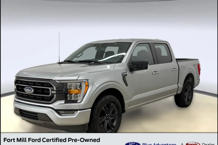 2023 Ford F-150 XLT photo 1