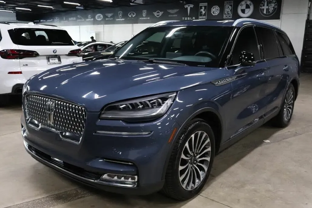 2021 Lincoln Aviator Reserve photo 1