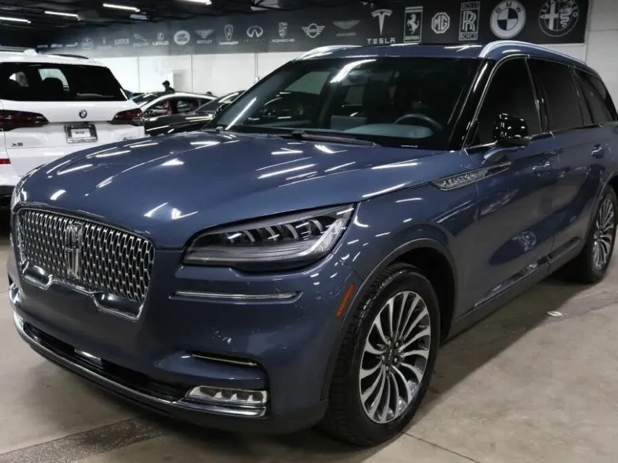 2021 Lincoln Aviator Reserve photo 1