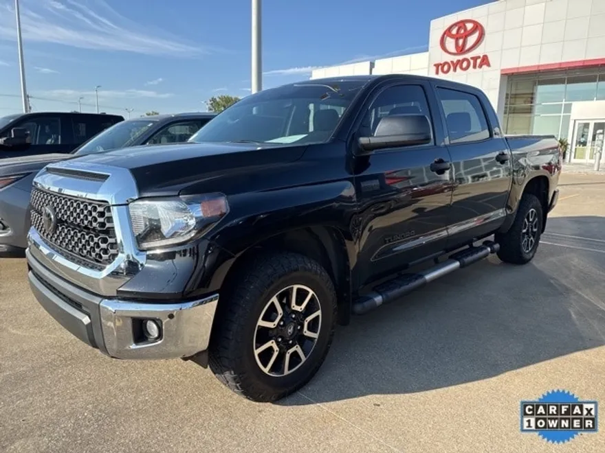 2021 Toyota Tundra SR5 CrewMax photo 1