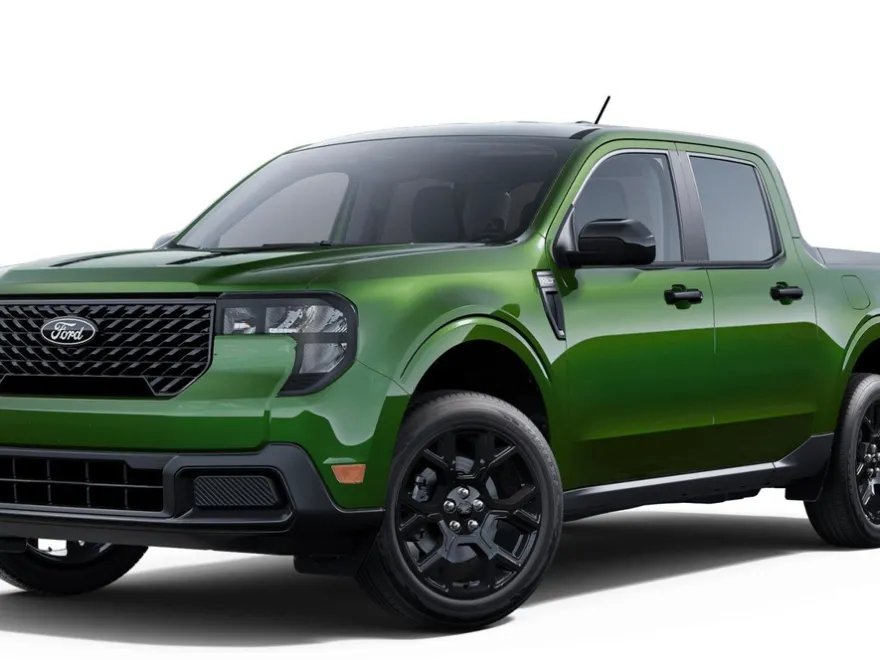 2025 Ford Maverick XLT photo 1