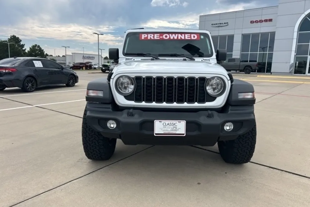 2025 Jeep Wrangler Sport photo 1