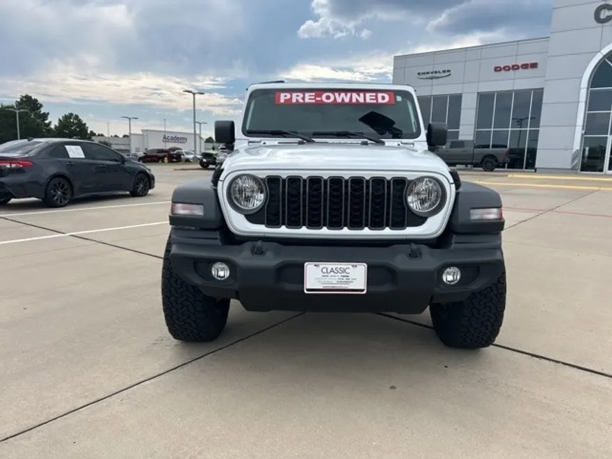 2025 Jeep Wrangler Sport photo 1