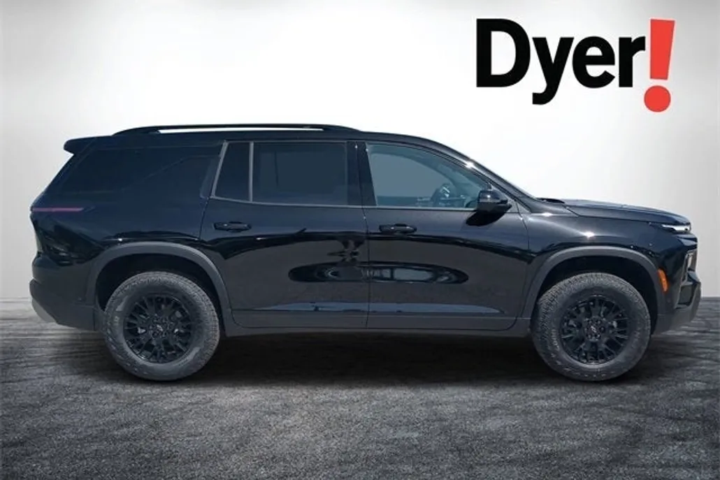 2025 Chevrolet Traverse Z71 photo 1