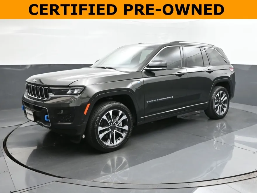 2023 Jeep Cherokee Overland 4xe photo 1