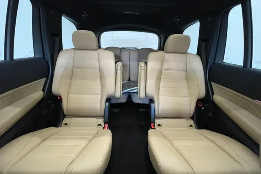 2026 Mercedes Benz GLS 580 4MATIC photo 1