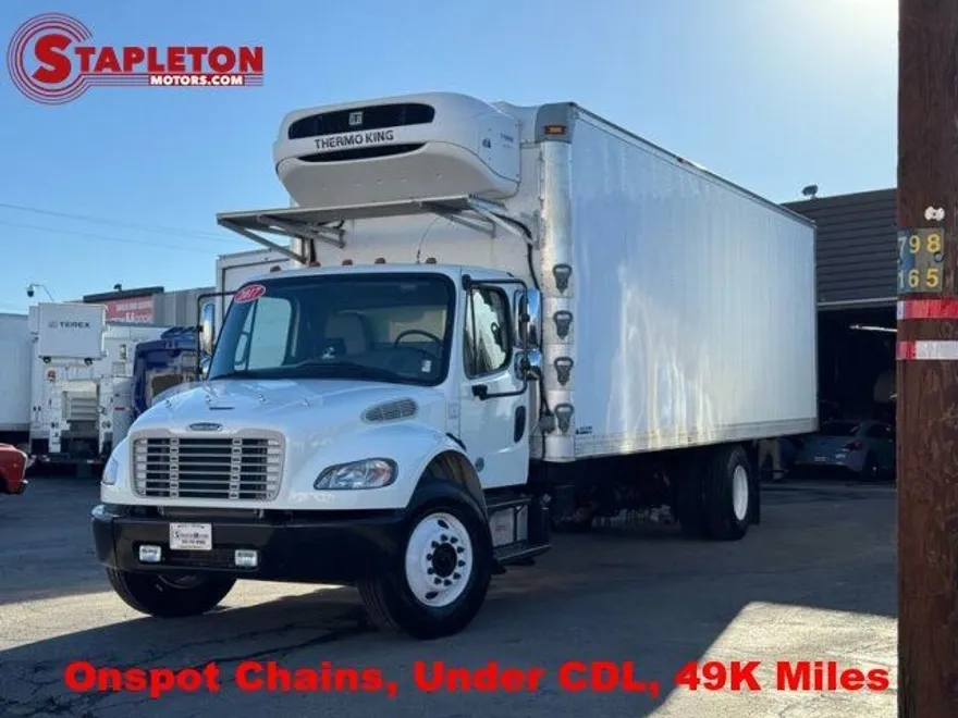 2017 Freightliner M2 106 Medium Duty photo 1
