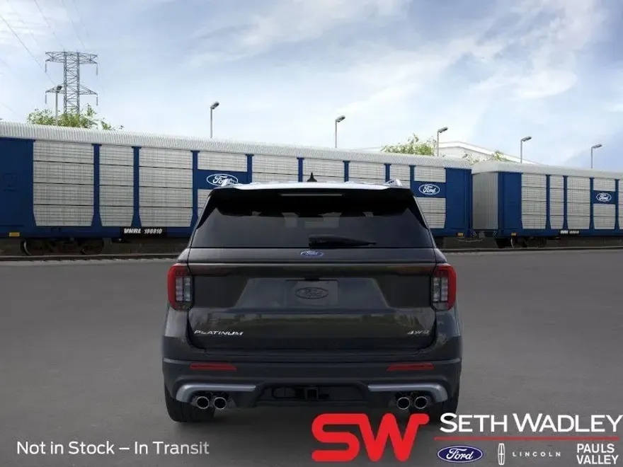 2025 Ford Explorer Platinum photo 1