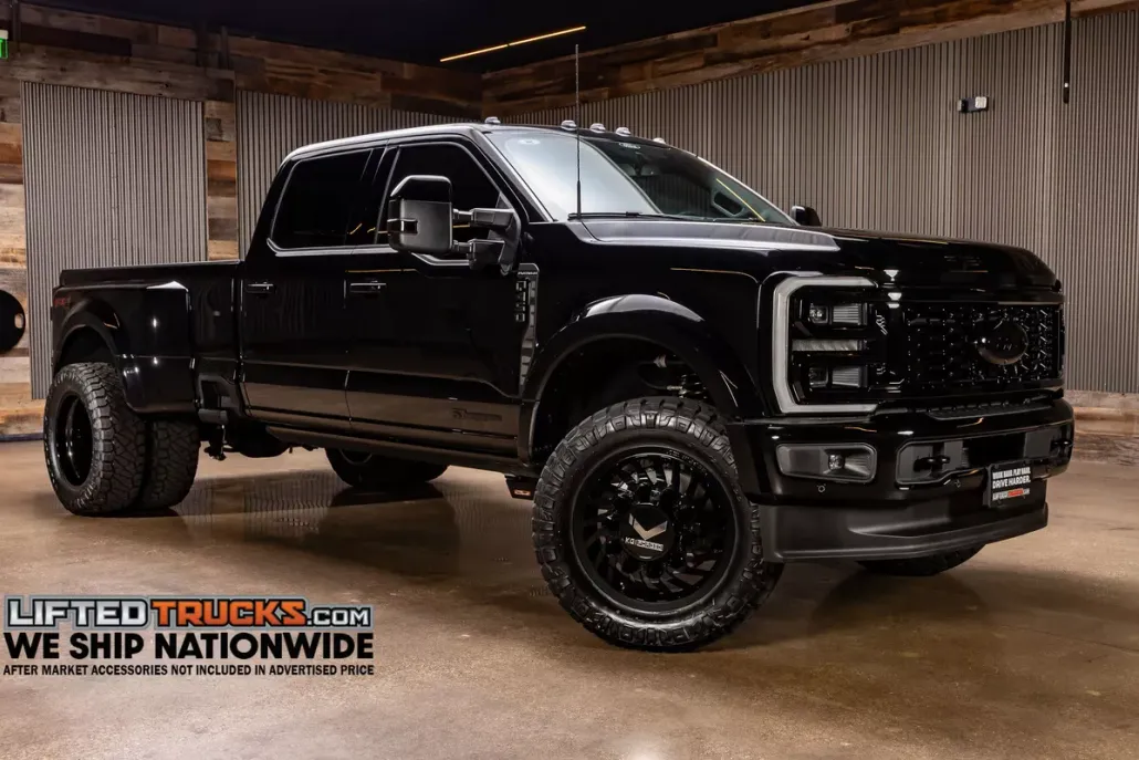 2025 Ford F-450 photo 1