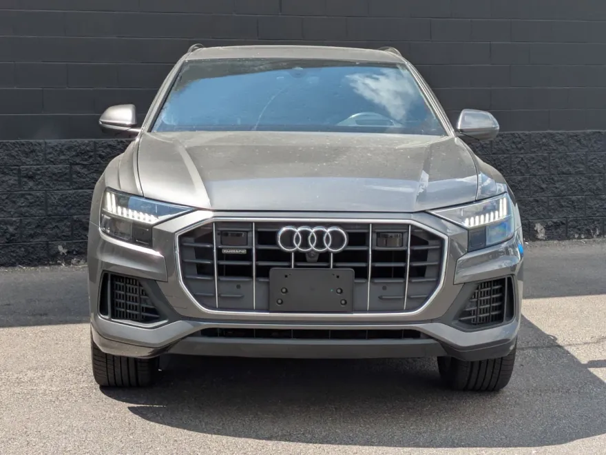 2021 Audi Q8 Prestige photo 1