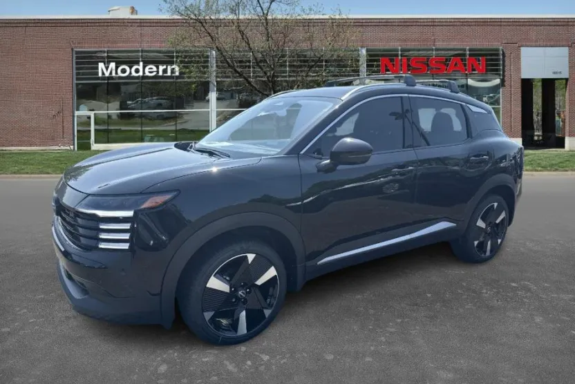 2025 Nissan Kicks SR photo 1