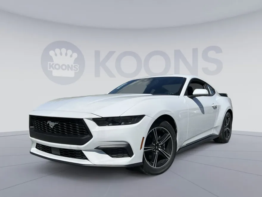 2025 Ford Mustang EcoBoost photo 1