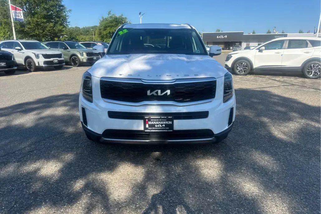 2022 Kia Telluride S photo 1