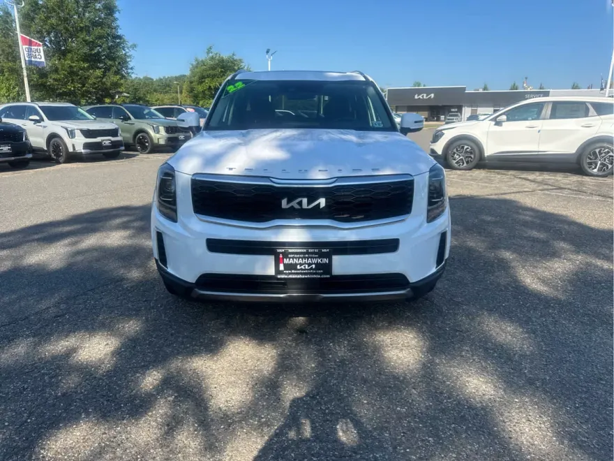2022 Kia Telluride S photo 1