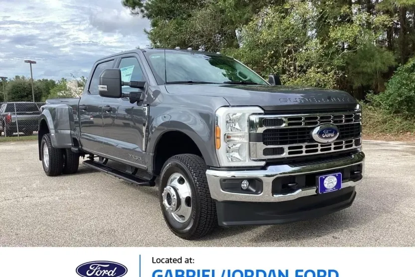 2026 Ford F-350 photo 1