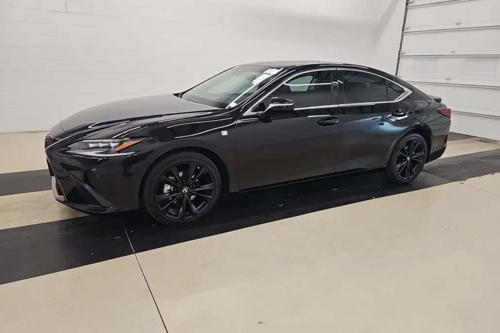 2023 Lexus ES 350 F SPORT photo 1