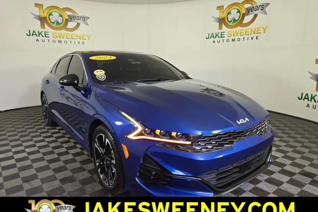 2024 Kia K5 GT-Line photo 1